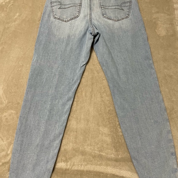 💙PETITE💙American Eagle Light Wash Women's Ankle Cropped Skinny Jeans. - Picture 2 of 6